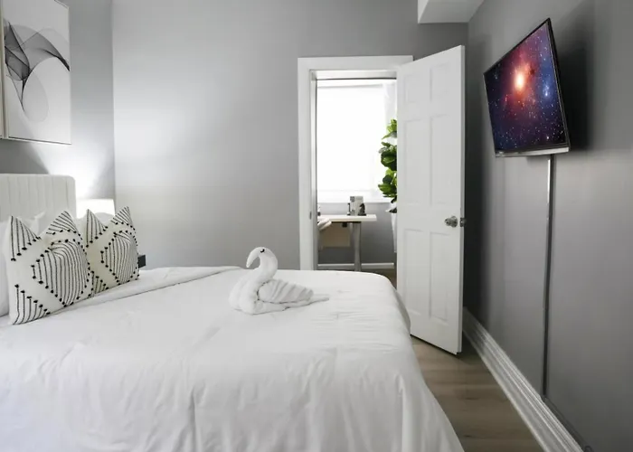 2br W/ Workspace - Coffee Bar - Near Transit Apartment Chicago